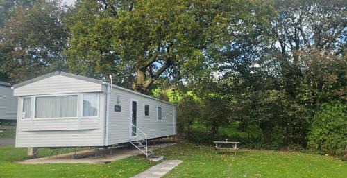 Emma and Simon's hideaway Retreat