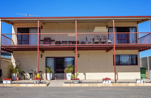 Enjoy ocean Views and fishing.