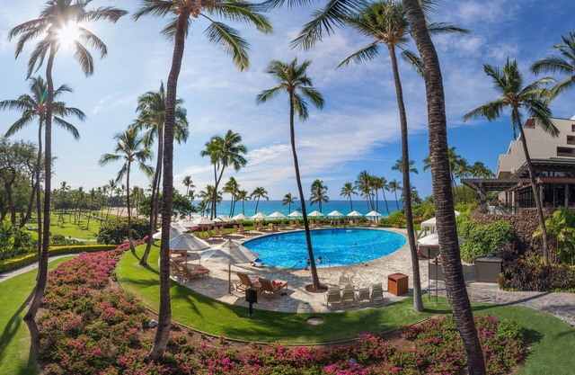 Enjoy Sunset and Ocean Views from this Kumulani 2 Bedroom!