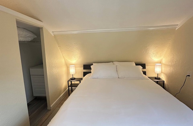 Entire family friendly guest house in fabulous Orange Park, FL