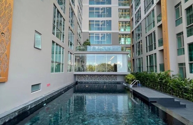 Erawan Luxury 2卧室豪华Condo古城中心