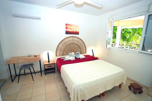 Escapade tropicale aux Trois-Îlets -T2 cosy avec terrasse & parking privé