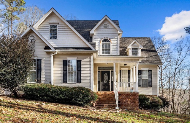 Escape the Noise: Find Your Perfect Off-the-Grid Getaway