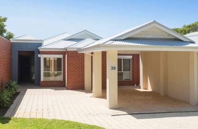 Escape to 39 @ Cape View-family accommodation in Cape View Resort