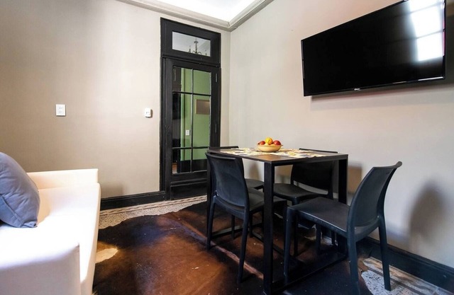 Espacioso Apartamento de 3 Ambientes Céntrico