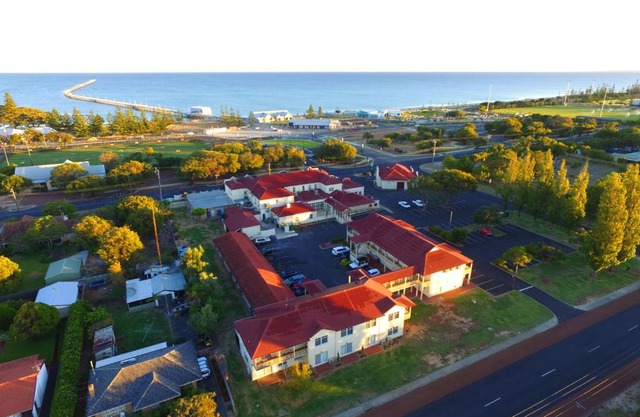 Esplanade Hotel Busselton