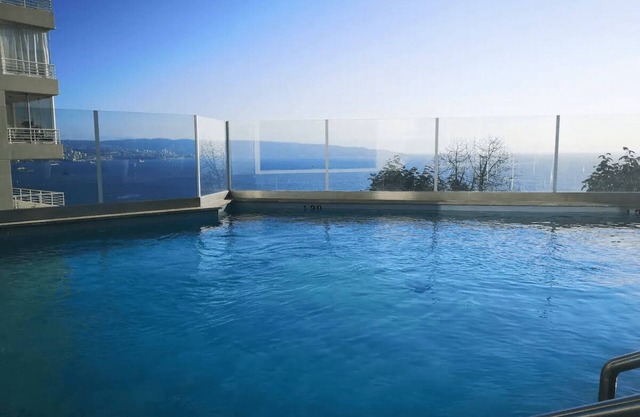 Estudio con Vistas al mar y los Atardeceres mas Hermosos del Mundo