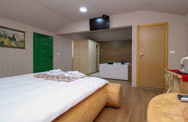 Ethno Village Dolina Mira - One Bedroom Holiday Home (Drina)