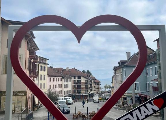 Evian appartement confort Vue lac et parking privé