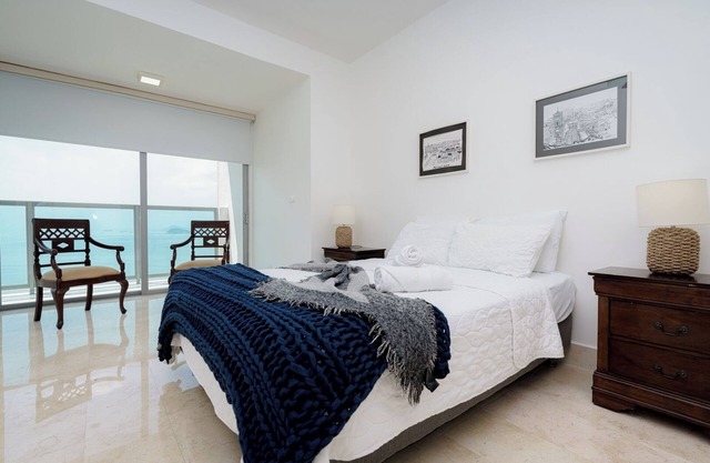 Exclusive and luxury 1BR with balcony in Yoo Panama