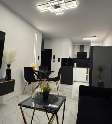 Exclusive Apartment Sadyba