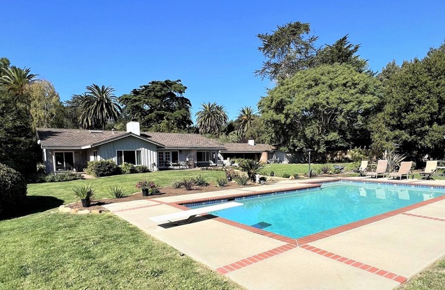 Exclusive Hope Ranch With Private Ocean Beach Access With Pool