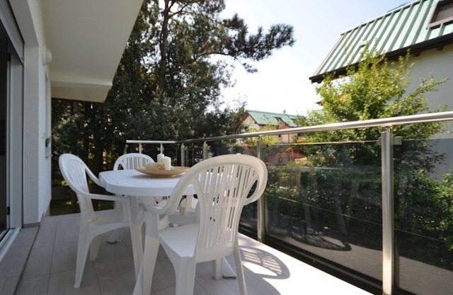 Exclusive modern villa with private garage and fenced garden