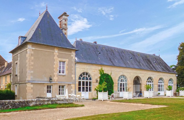 Experience an exceptional vacation in a renovated watchtower with outdoor pool.