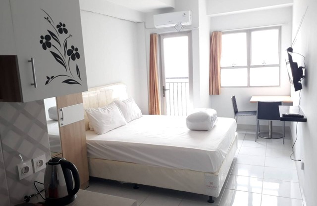 EXPRESS O 91863 Mekarwangi M-square Apartment By Santosa Property