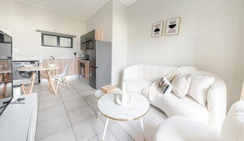 Exquisite Lavish-Luxury Apartment