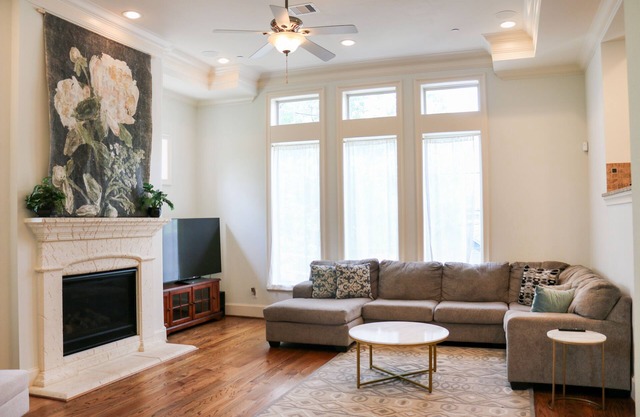 Exquisite Luxury Retreat with Stunning Views