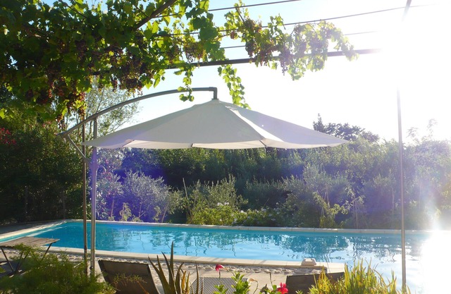 Eyragues: small Provencal house in the heart of Provence