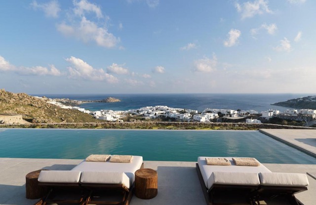 Ezio Bo Luxury Living