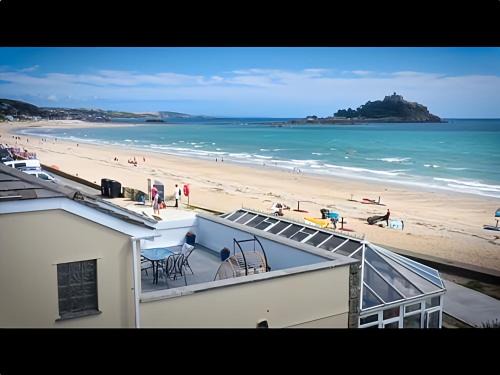 Fabulous 3-bedroom home across St Michaels Mount