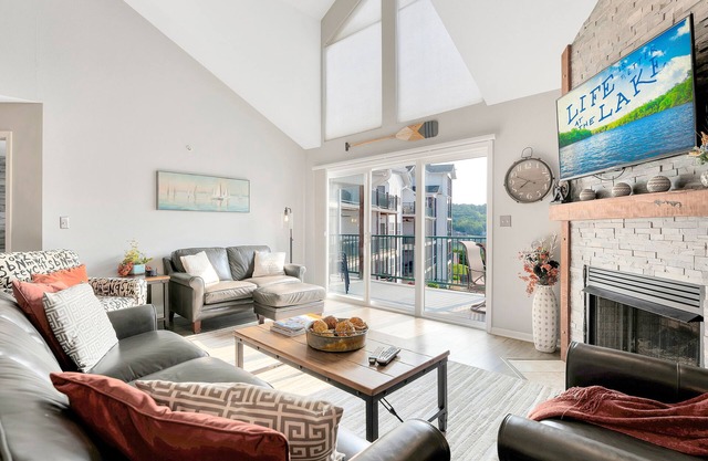 Fabulous 4 bedroom unit with boat slip.