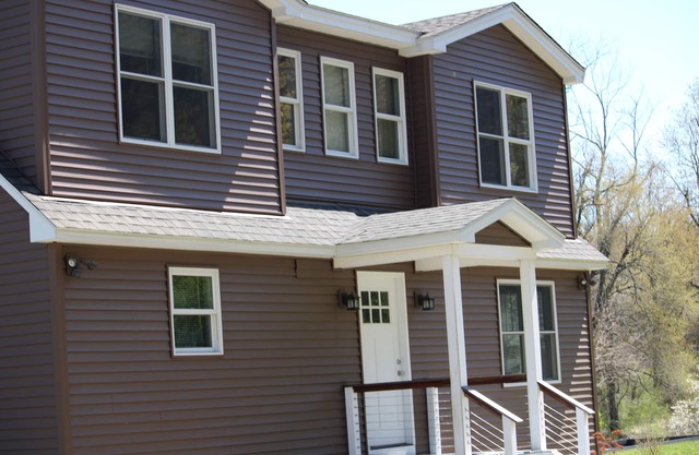 Fabulous 4 Season Resort Home on the Ten Mile River