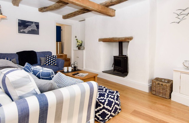 Fabulous cottage for 6 in the heart of town