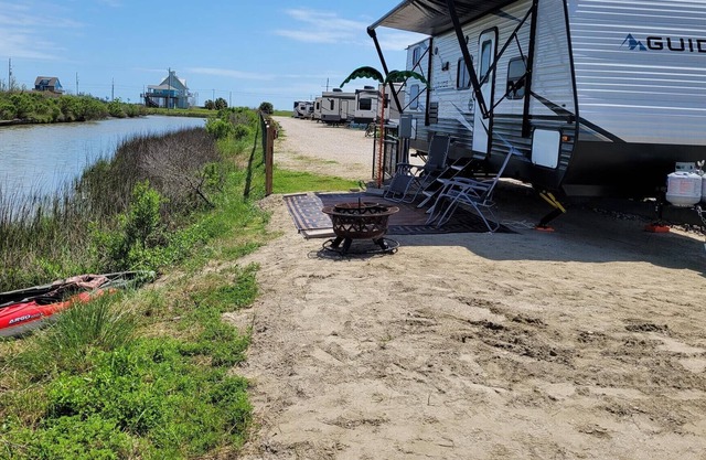 Fabulous Family Camper at Hailey's Beach-n-Bay #16