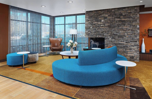 Fairfield Inn&Suite by Marriott Fresno Yosemite Intl Airport