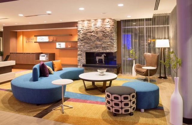 Fairfield Inn & Suites by Marriott Burlington