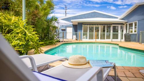 Fairways Beach House - Pool, Golf, Sawtell Village, Family Friendly