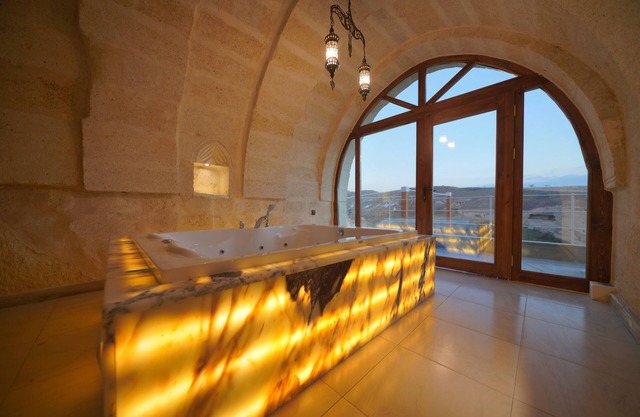 Fairyland Cave Hotel - Special Class