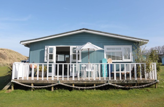 Family and pet friendly chalet. The perfect place to explore Cornwall.