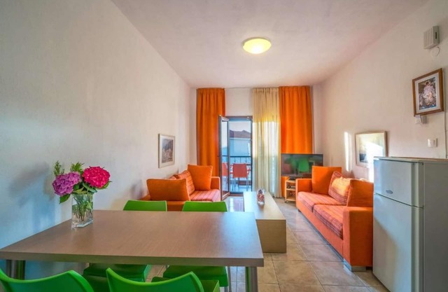 Family Apartment - Polichrono Nr 10