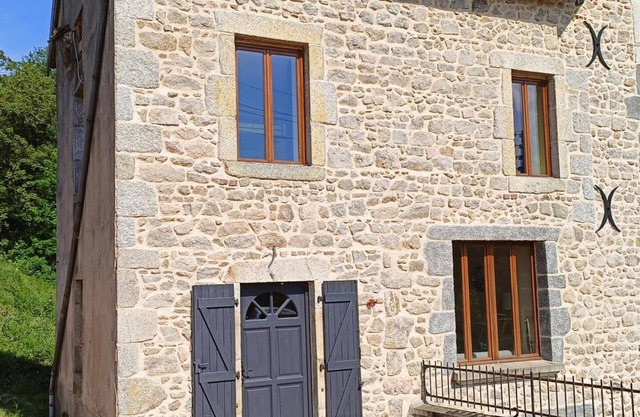Family cottage in Chaudagne, near outdoor activities