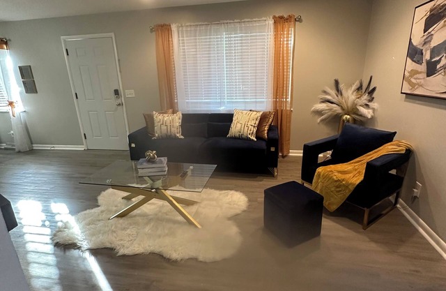 Family entertainment home centrally located close to downtown and Kings island