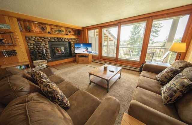 Family Fav, Indoor Pool/Hot Tubs, Shuttle