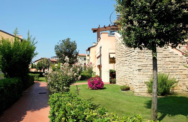 Garda Resort Sup Peschiera Del 