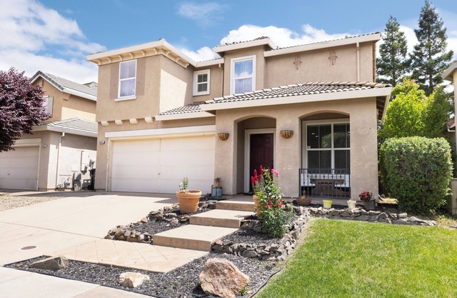 Family Friendly Area within 5 Min of Parks, Trails, Wineries, Breweries!