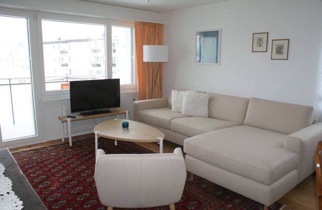 Family-friendly flat with 90 m2 on the 4th floor