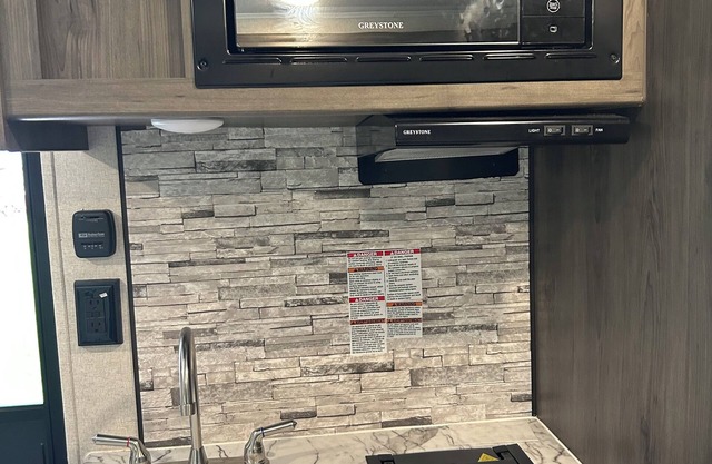 Family friendly, Individual use, or a romantic getaway!