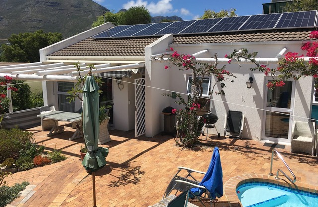 Family-friendly, sunny holiday home with pool, splendid views and solar power