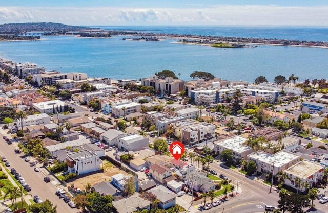 Family Home w/Fire Pit & Decks!