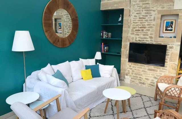 Family house 250m from the beach/