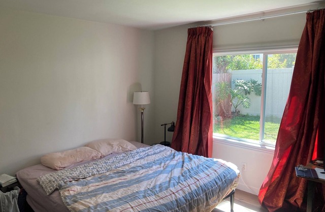 Family house on the border of Alhambra and Monterey Park. 3 large bedrooms