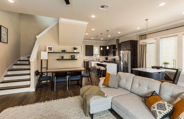 Family Ready Fully Equipped House 3 Bedrooms and 2.5 Baths