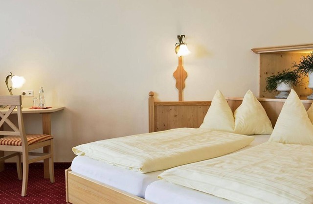 Family room with shower, WC - Untermüllnergut, country hotel