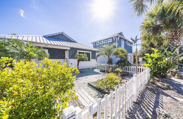 Family Tide Retreat/Heated Pool & 2 Spas