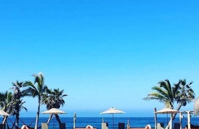 FAMOUS SURFS UP! SAFE CERRITOS BEACHFRONT- FAMILY FRIENDLY ONLY 4 BEDROOM VILLA