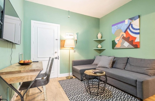 Fantastic apartment. 4px center and next to Triana - AC/WFI